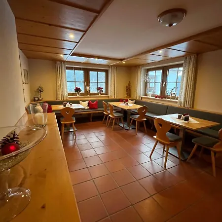 Mittersteghof *